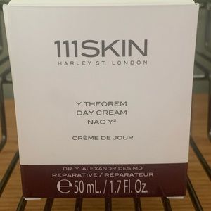 ❌SOLD❌111SKIN
Y THEOREM DAY CREAM NAC Y² 50ML